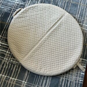 HUGO play mat for babies/ toddlers